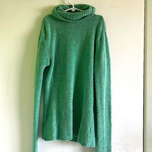 Gap green turtleneck size medium